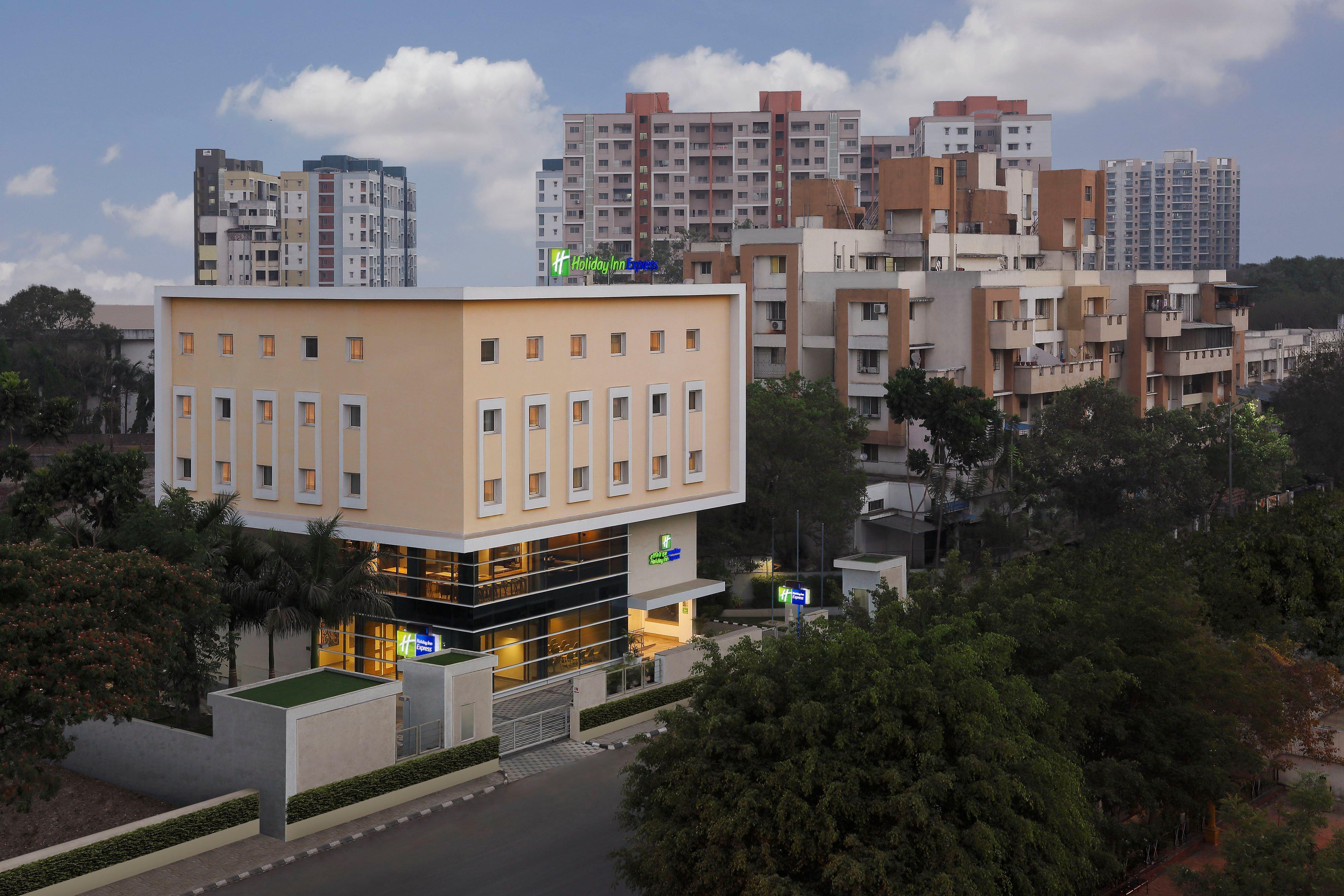 Holiday Inn Express Pune Pimpri By Ihg Dış mekan fotoğraf