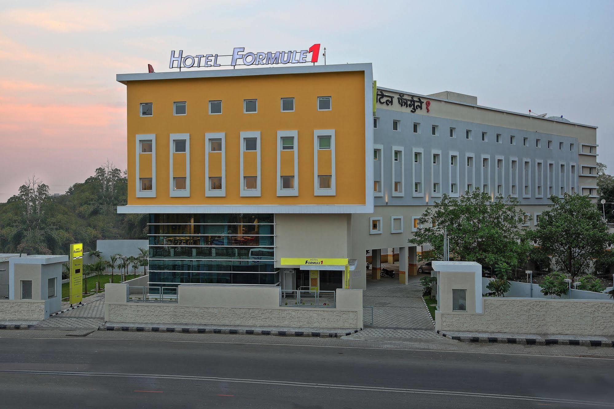 Holiday Inn Express Pune Pimpri By Ihg Dış mekan fotoğraf